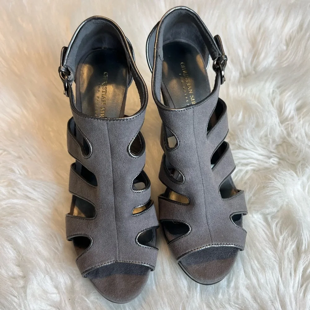 Christian Siriano for Payless High Heel Shoes 10 Open Toe Buckle faux suede gray